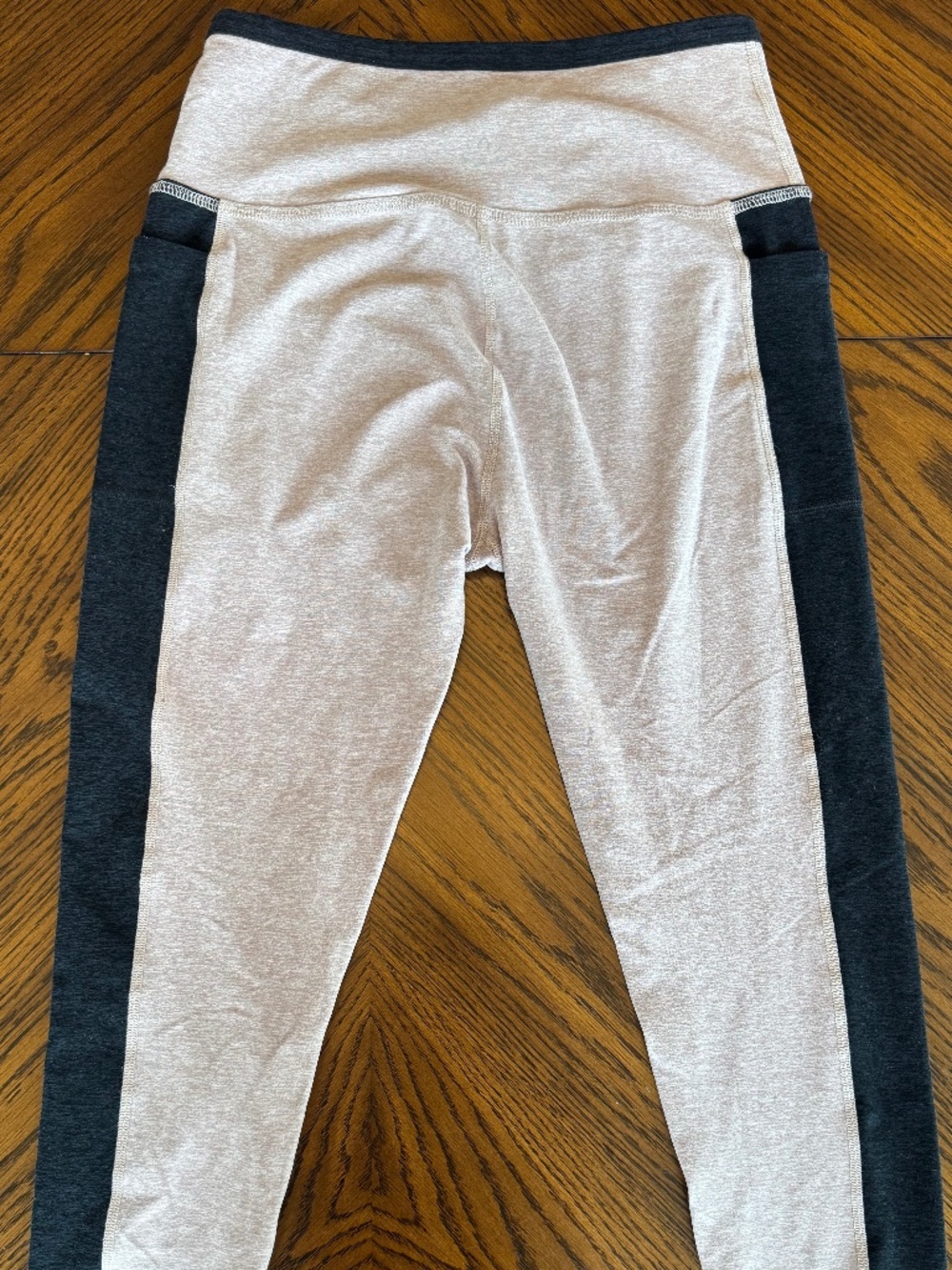 Beyond Yoga Colorblock Tights - L - Black & Tan - Picture 4 of 8